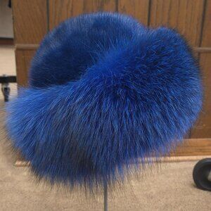 Blue dyed Mink Fur Hat with Blue dyed Fox Fur Trim